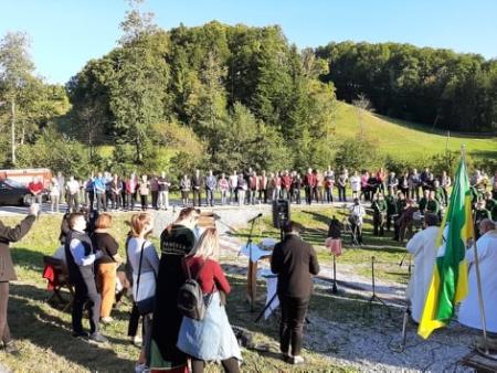 244130286_450829979648012_5295887529428565569_n