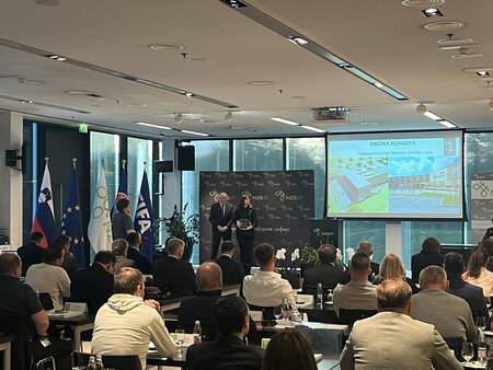 IMG-5dc7ed2bf6c7cf73529c59cc4382b4e1-V